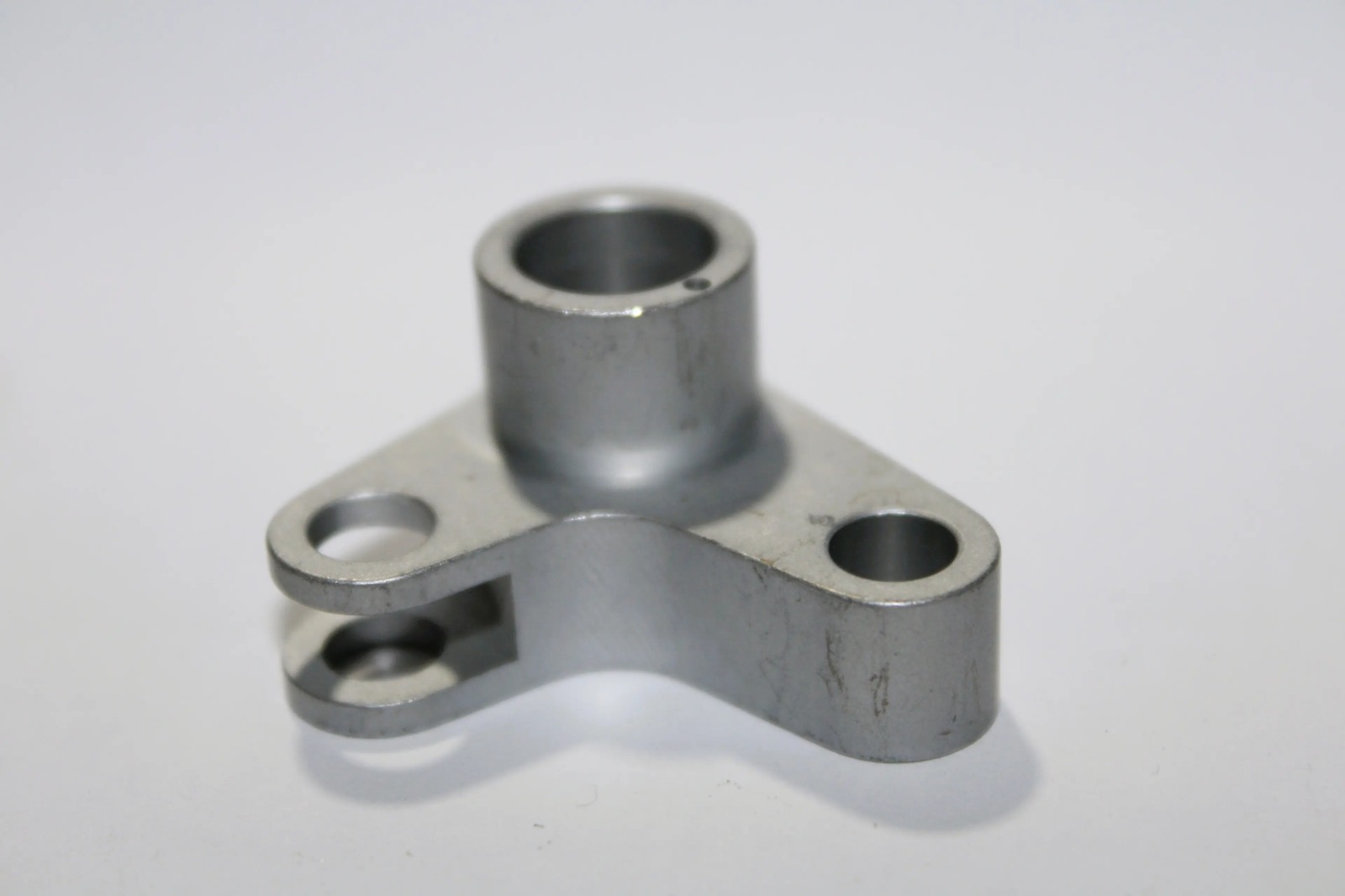 Three-Prong Hub